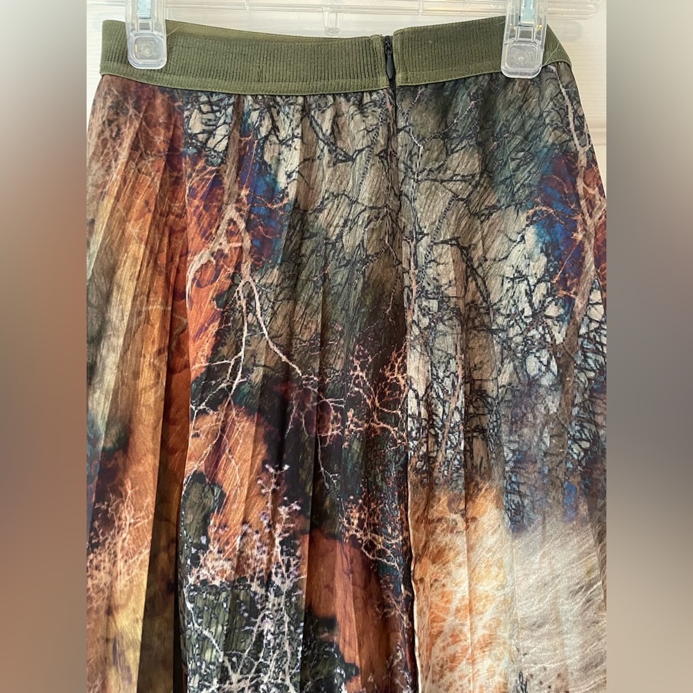 Lalipop Designs flowy printed below knee skirt - Picture 3 of 7